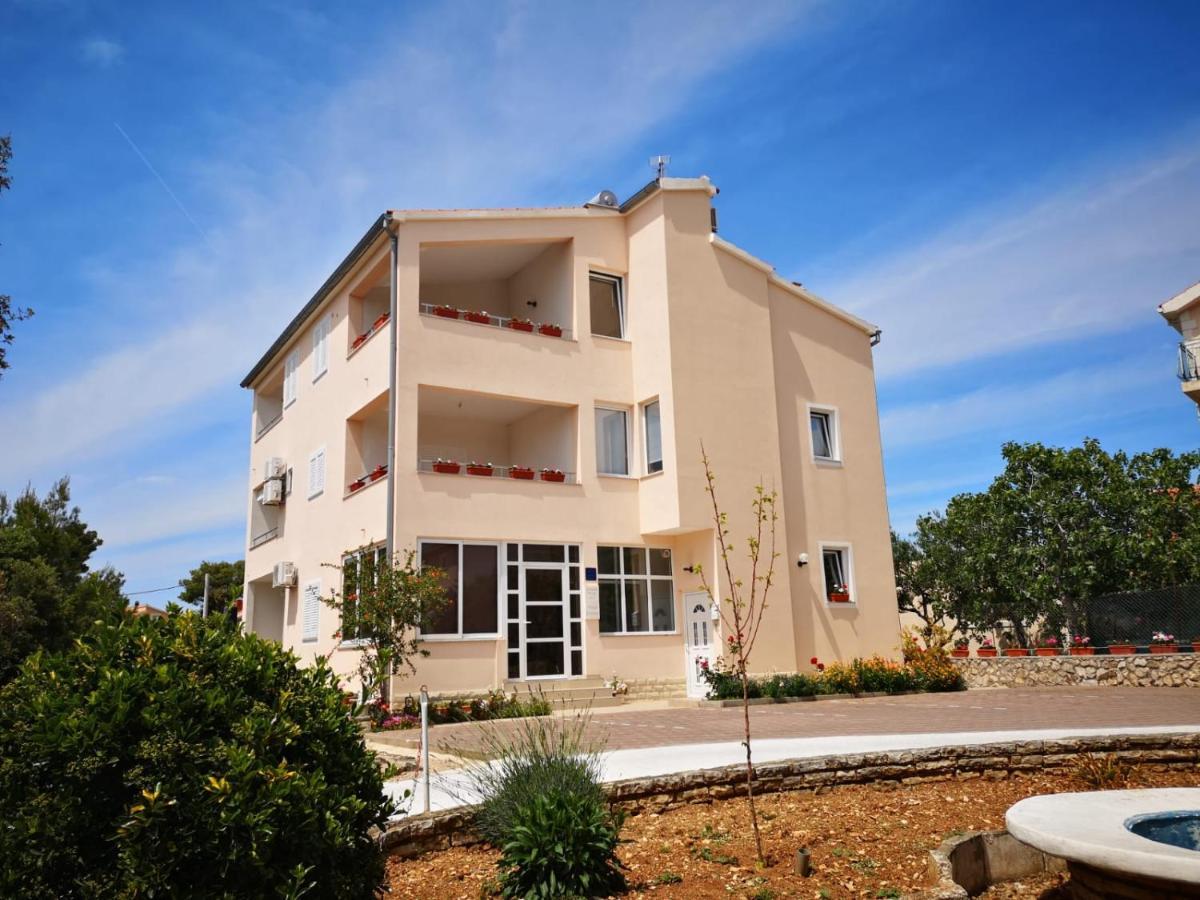 Apartments Villa Korina Brodarica  Exterior photo